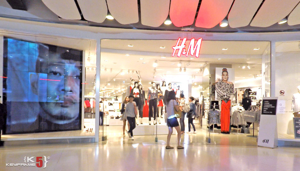 H&M at CentralWorld