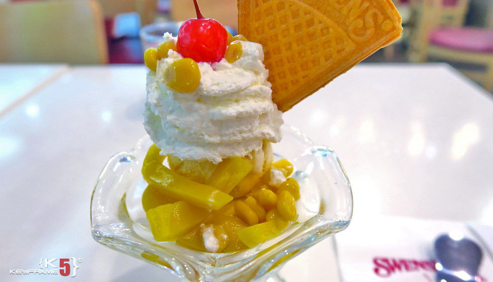 ฿75 THB - Mango ice cream